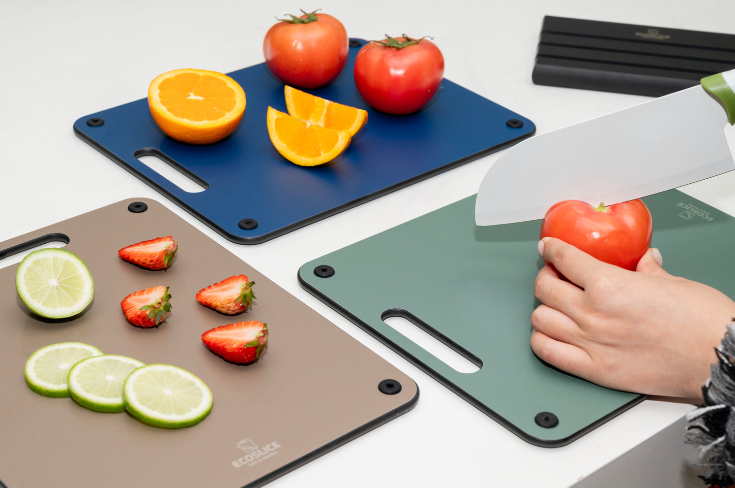 EcoSlice snijplanken Tre colori - Set van 3 veilige snijplanken (30 x 23,5 cm); houtvezel composiet met houder